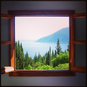 Prelep razgled skozi okno